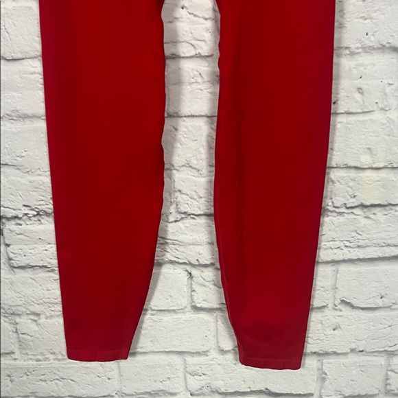 PINK Victoria's Secret Red Leggings - Picture 5 of 8